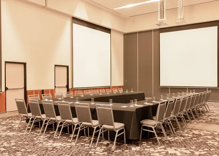 Courtyard By Marriott Vallejo Hotel 4*